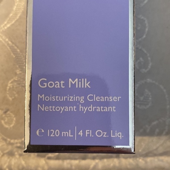 Kate Somerville goat milk moisturizing cleanser - Picture 5 of 5